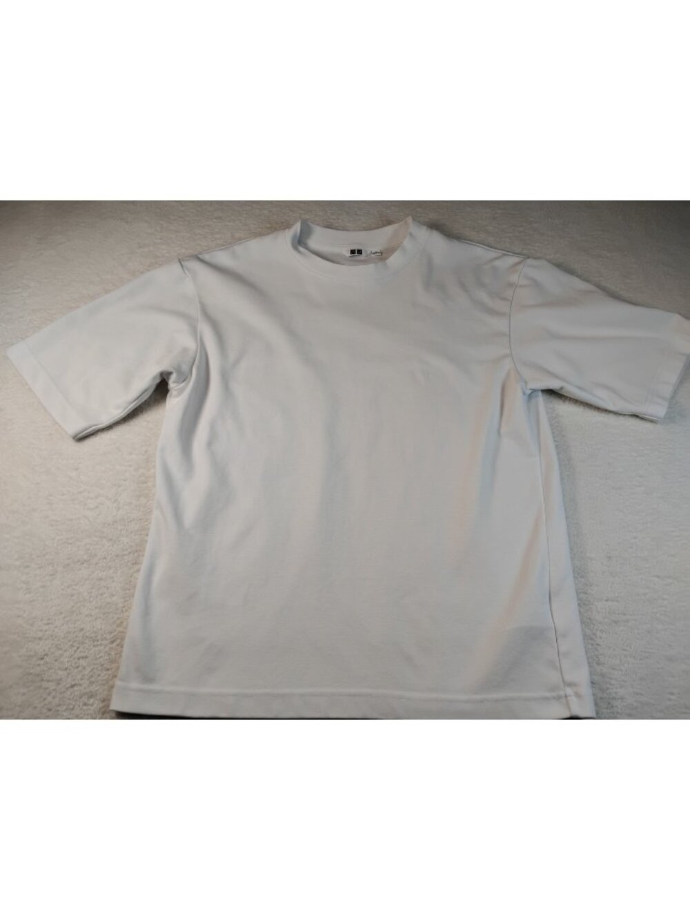 Uniqlo Airism Mens T-Shirt School Work Casual Size S White